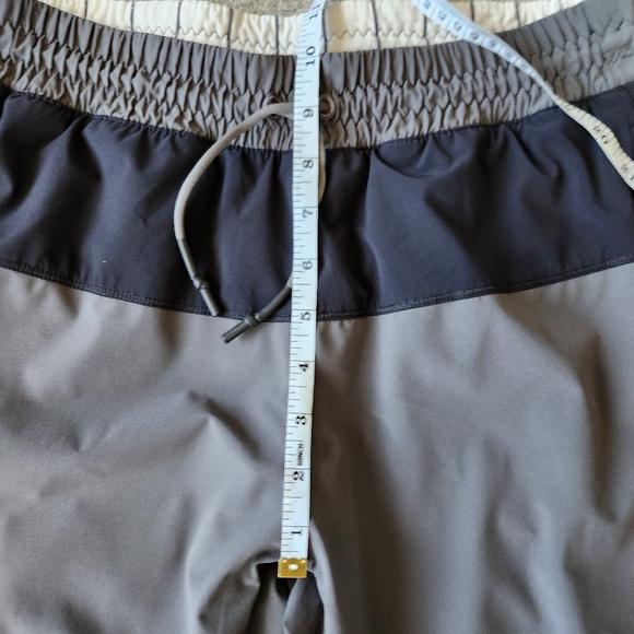 Lululemon Track To Reality Lined Pants Joggers Gym Running Track pants Size 10 - Picture 11 of 14